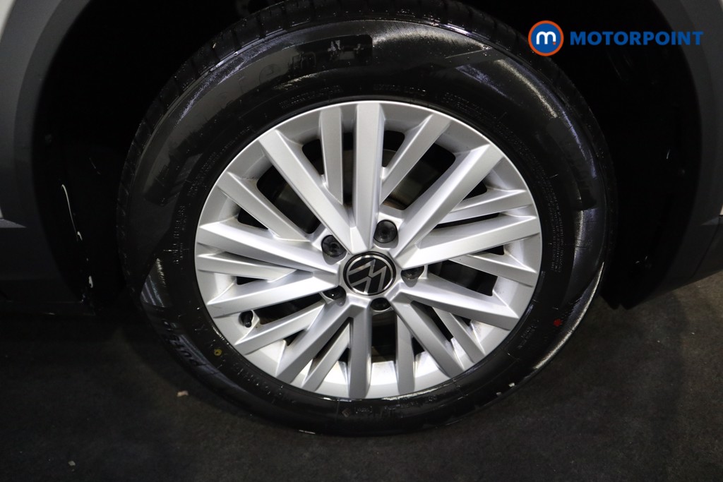 Used Volkswagen T-Roc 2023 for sale - 76819443: Photo 28