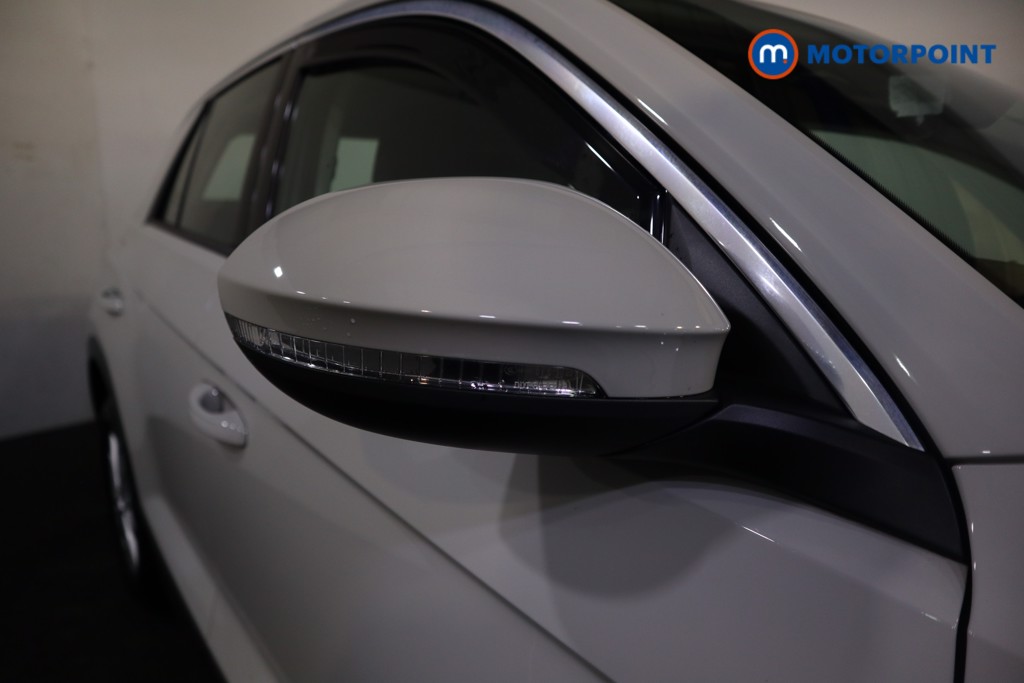 Used Volkswagen T-Roc 2023 for sale - 76819443: Photo 36