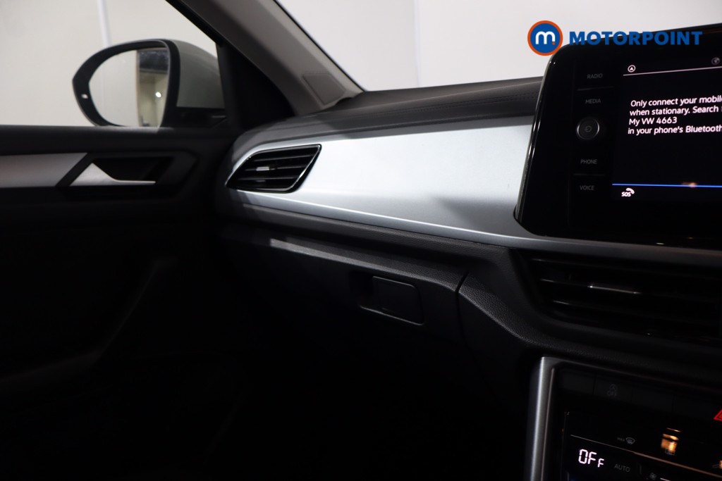 Used Volkswagen T-Roc 2023 for sale - 77165783: Photo 24