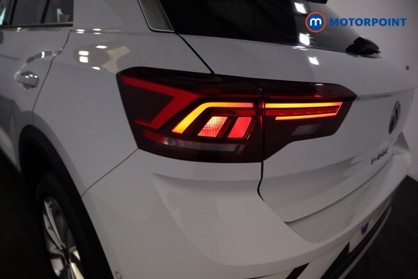 Used Volkswagen T-Roc 2023 for sale - 75829969: Photo 28