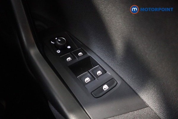 Used Volkswagen Taigo 2023 for sale - 76147203: Photo 14