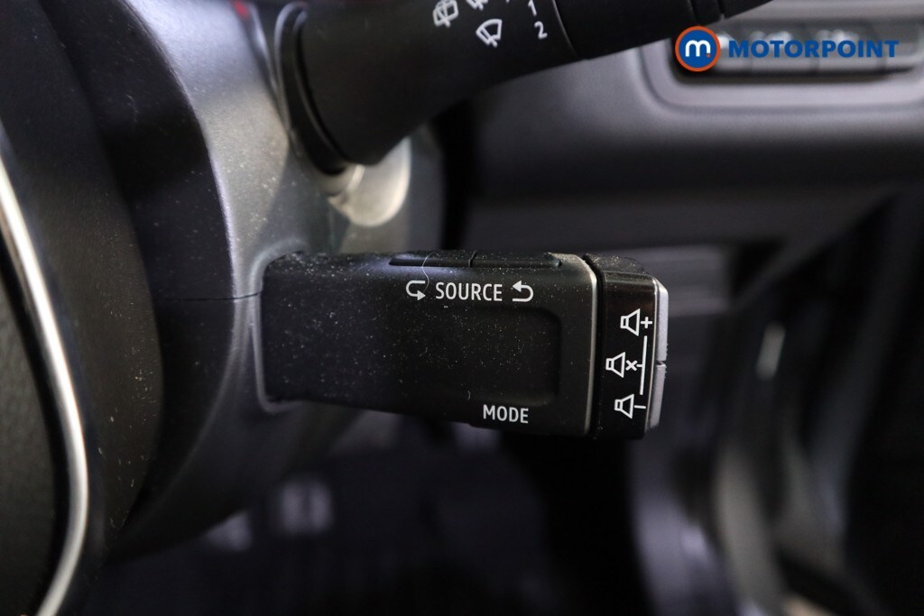 Used Renault Captur for sale - 78091501: Photo 21