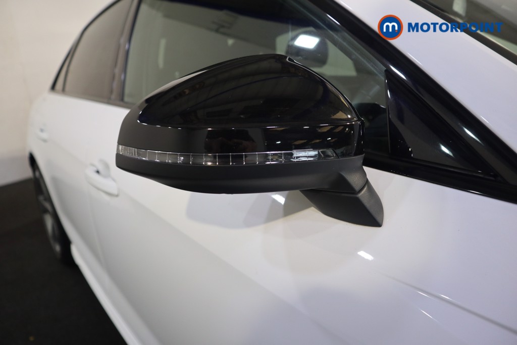 Used Audi A4 2020 for sale - 76889937: Photo 32