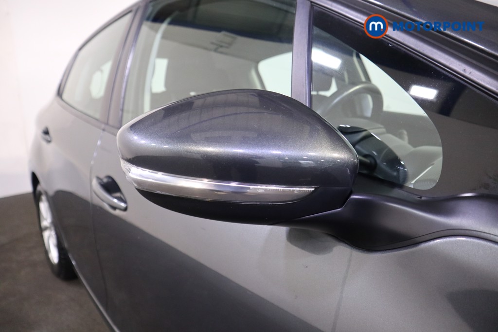 Used Peugeot 208 2017 for sale - 77327061: Photo 30