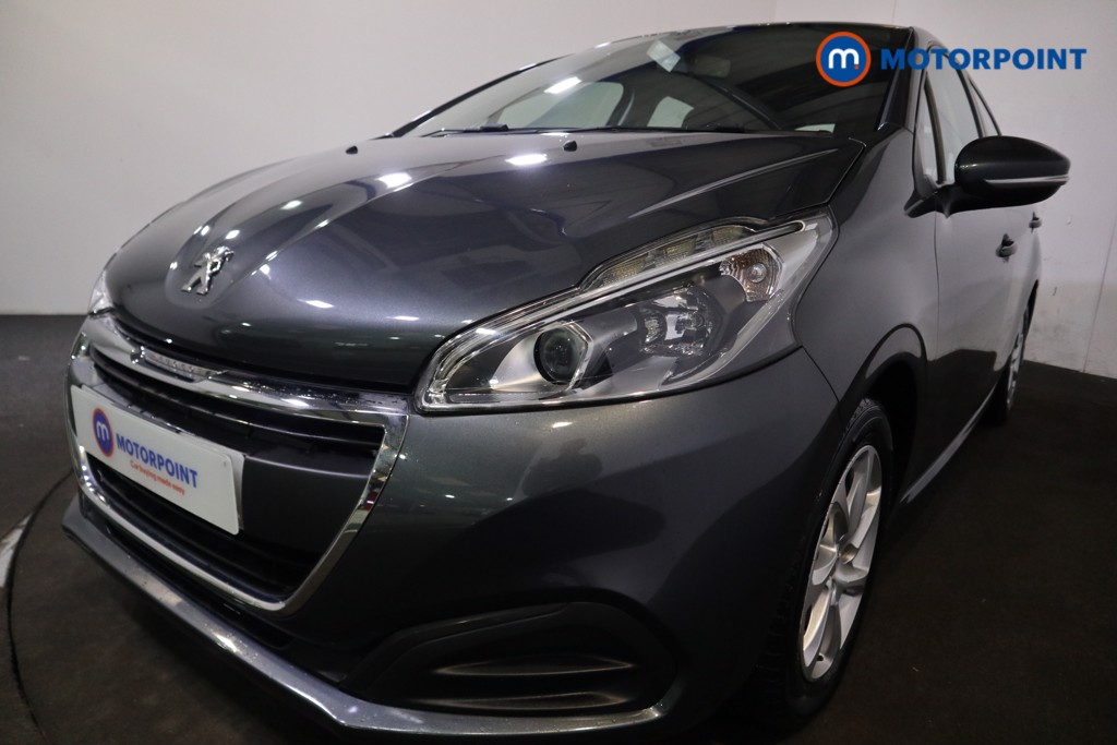 Used Peugeot 208 2017 for sale - 77327061: Photo 32
