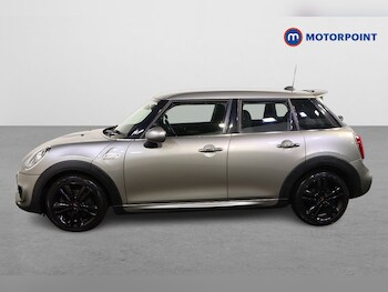 Used MINI Hatch 2018 for sale - 77593002: Photo