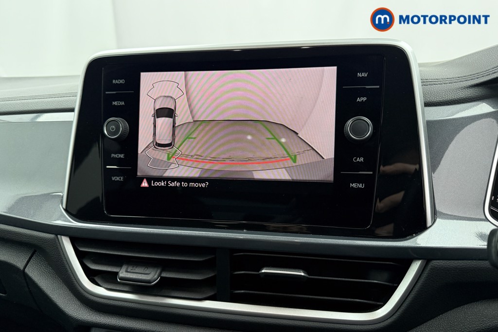 Used Volkswagen T-Roc 2023 for sale - 77620073: Photo 19