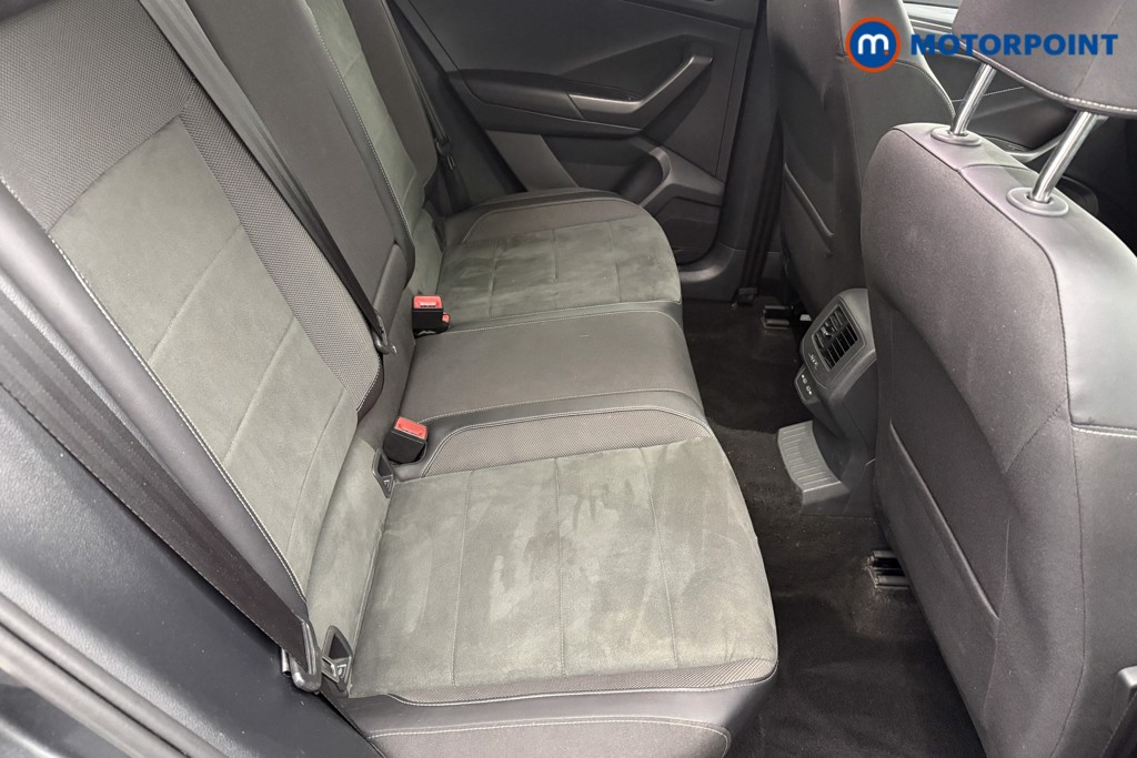 Used Volkswagen T-Roc 2023 for sale - 77620073: Photo 29