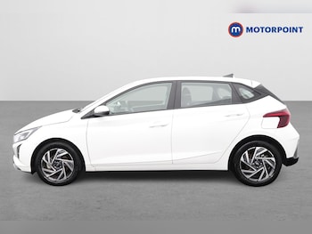 Used Hyundai i20 2024 for sale - 78432090: Photo