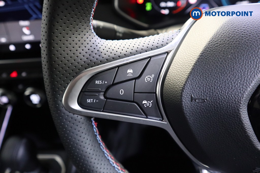 Used Renault Clio 2023 for sale - 77421121: Photo 11