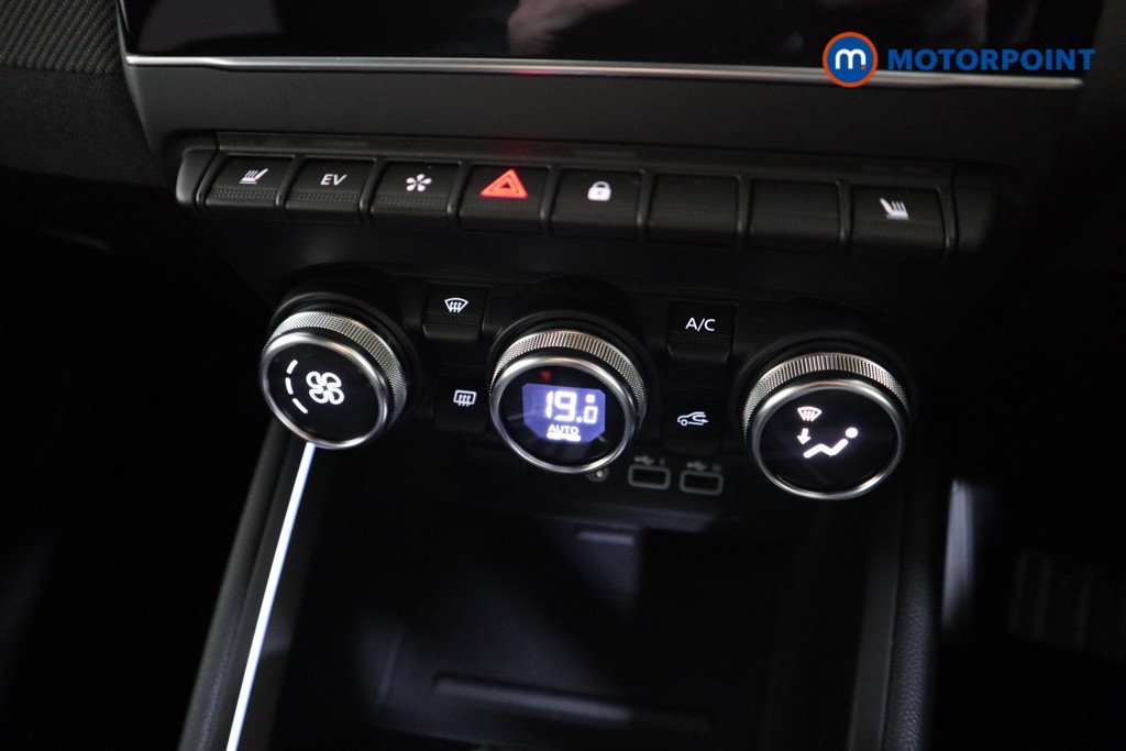 Used Renault Clio 2023 for sale - 77421121: Photo 16