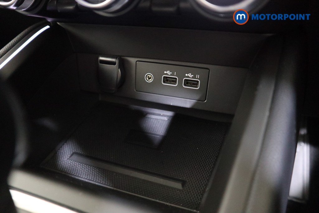 Used Renault Clio 2023 for sale - 77421121: Photo 17