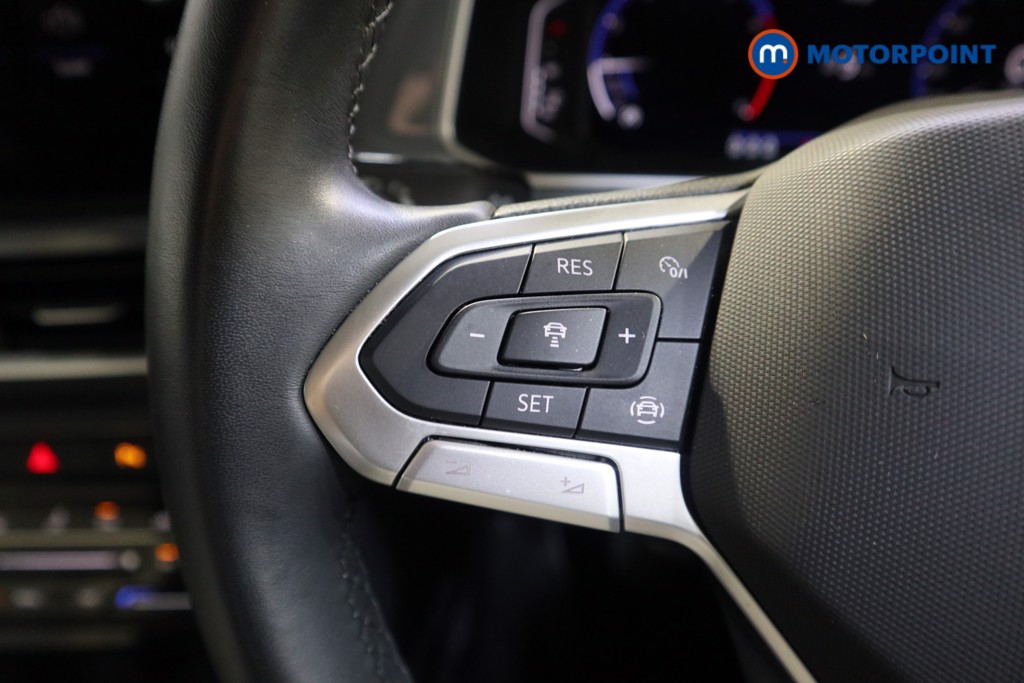 Used Volkswagen T-Roc 2022 for sale - 77037032: Photo 11