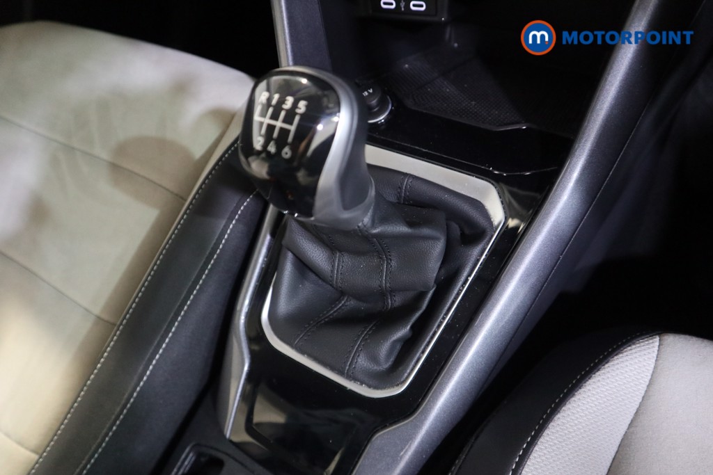 Used Volkswagen T-Roc 2022 for sale - 77037032: Photo 17