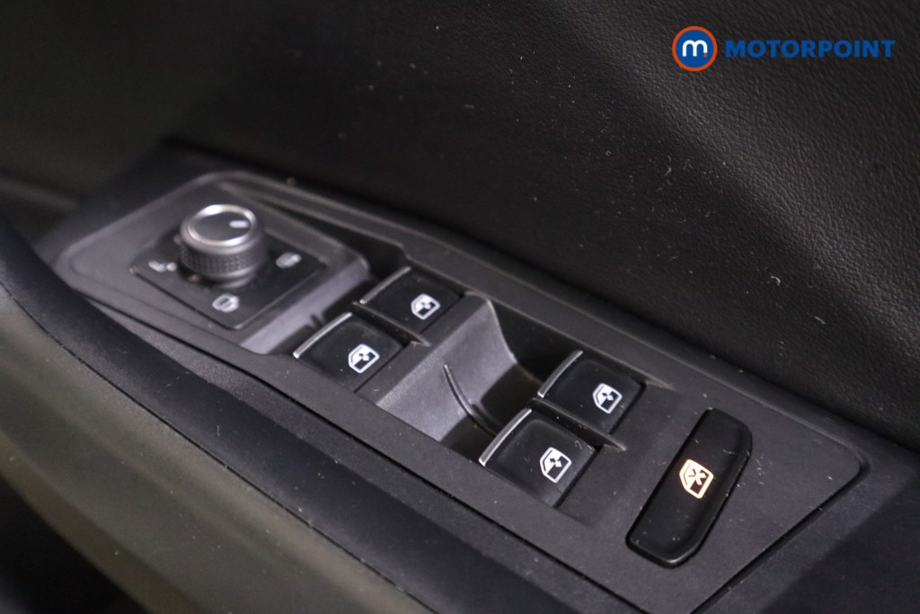 Used Volkswagen T-Roc 2022 for sale - 77037032: Photo 21