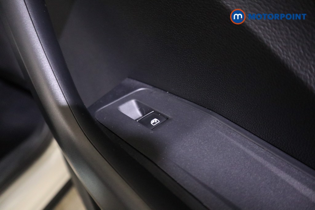 Used Volkswagen T-Roc 2022 for sale - 77037032: Photo 26