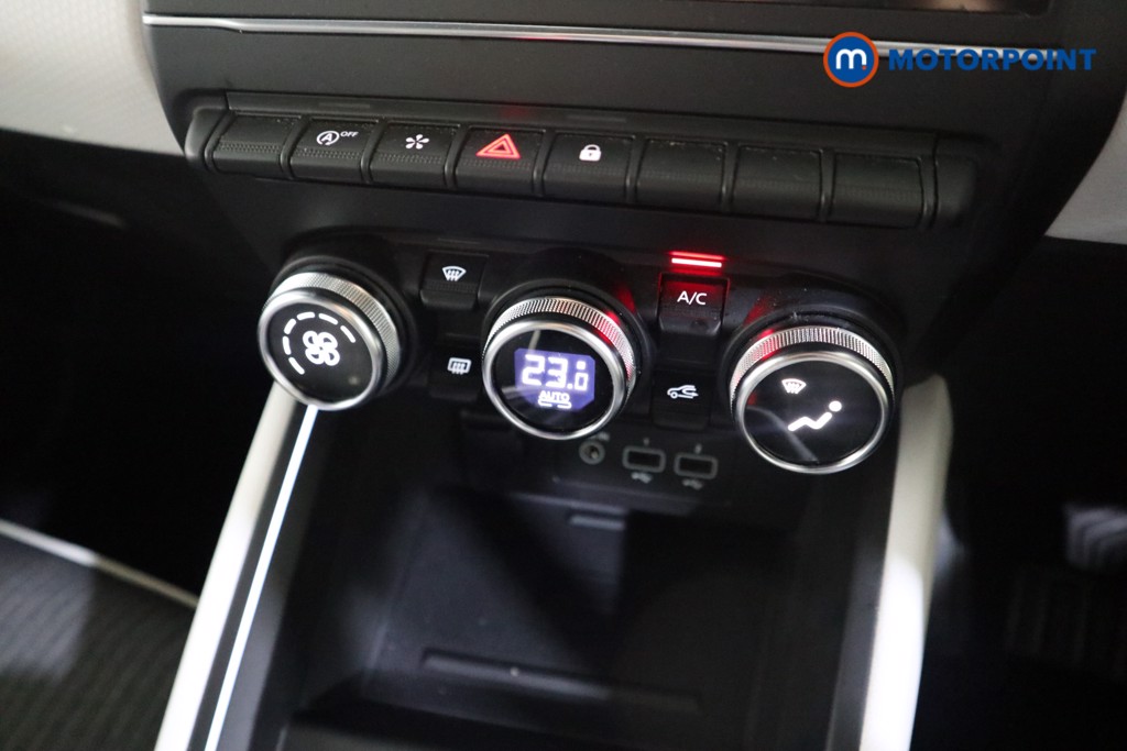 Used Renault Clio 2022 for sale - 76980260: Photo 16