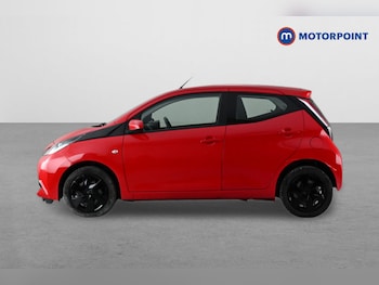Used Toyota AYGO 2017 for sale - 79448978: Photo