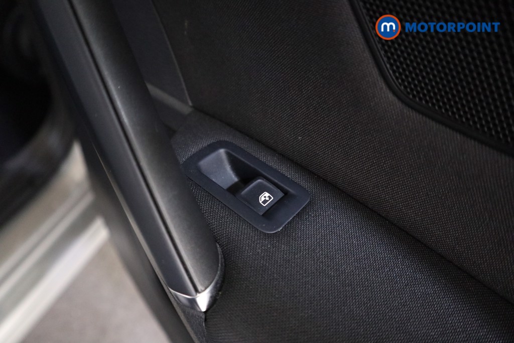 Used Volkswagen Golf 2019 for sale - 77159598: Photo 24