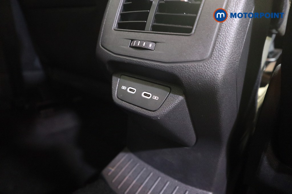 Used Volkswagen T-Roc 2023 for sale - 76603664: Photo 15