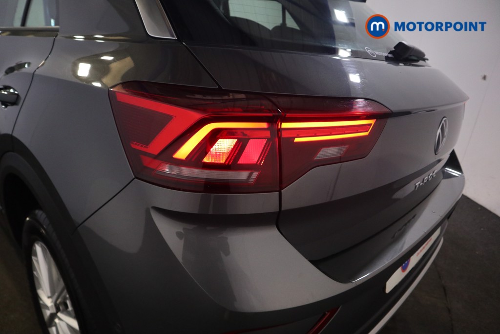 Used Volkswagen T-Roc 2023 for sale - 76603664: Photo 20