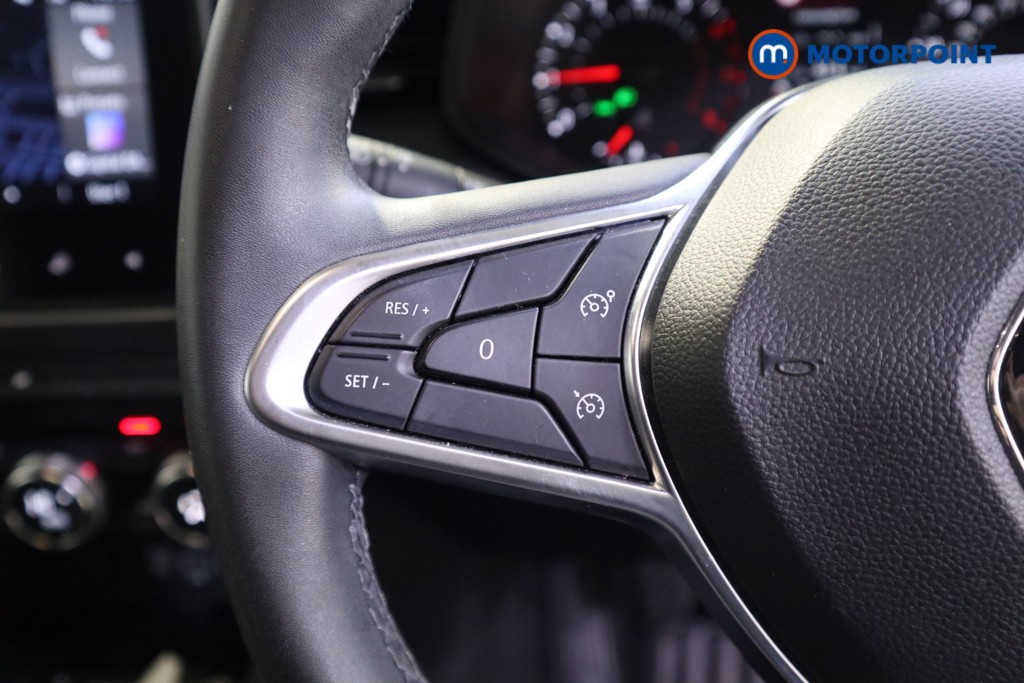 Used Renault Clio 2022 for sale - 76875880: Photo 13