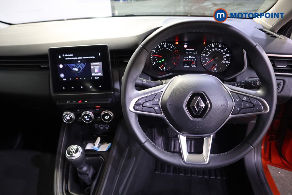 Used Renault Clio 2022 for sale - 76875880: Photo 9