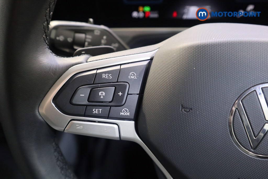 Used Volkswagen Passat 2025 for sale - 76453036: Photo 11