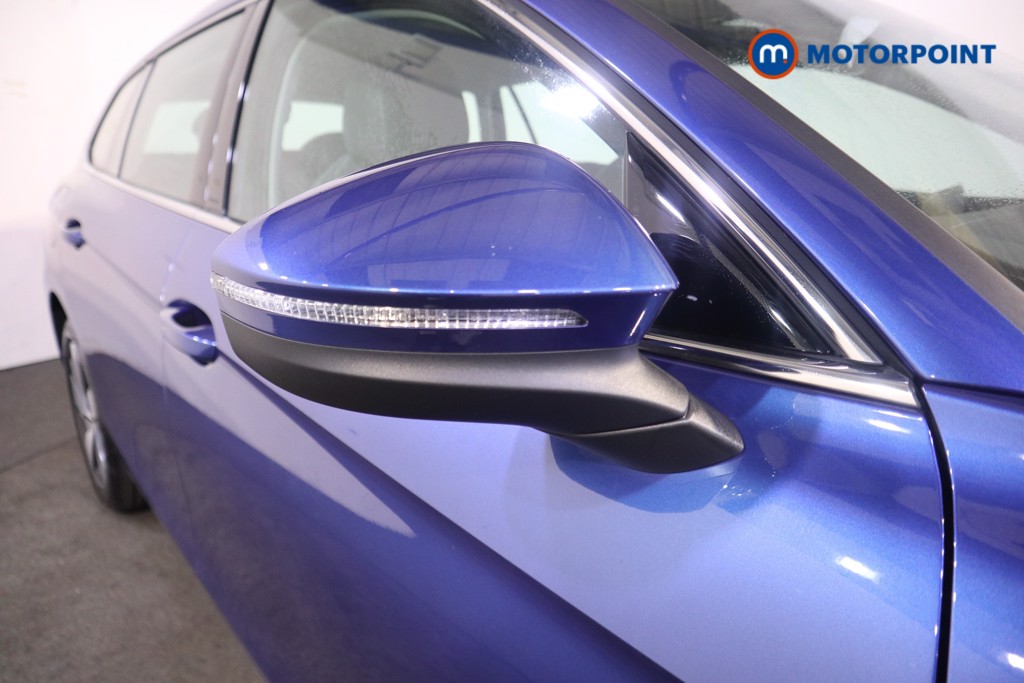 Used Volkswagen Passat 2025 for sale - 76453036: Photo 32