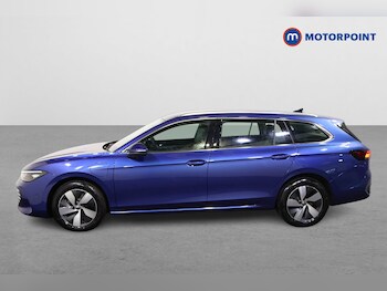 Used Volkswagen Passat 2025 for sale - 76453036: Photo