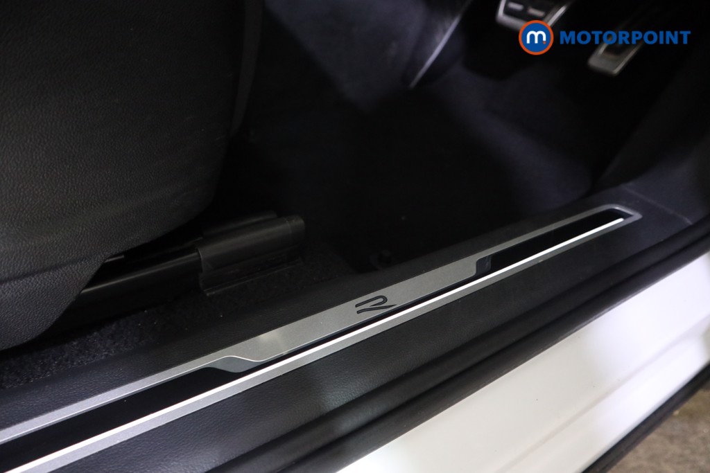 Used Volkswagen Tiguan 2021 for sale - 76767201: Photo 24