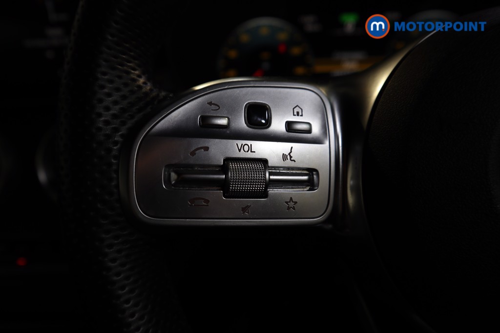 Used Mercedes-Benz GLC 2021 for sale - 77023621: Photo 11