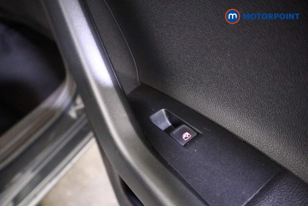 Used Volkswagen Polo 2020 for sale - 76330232: Photo 24