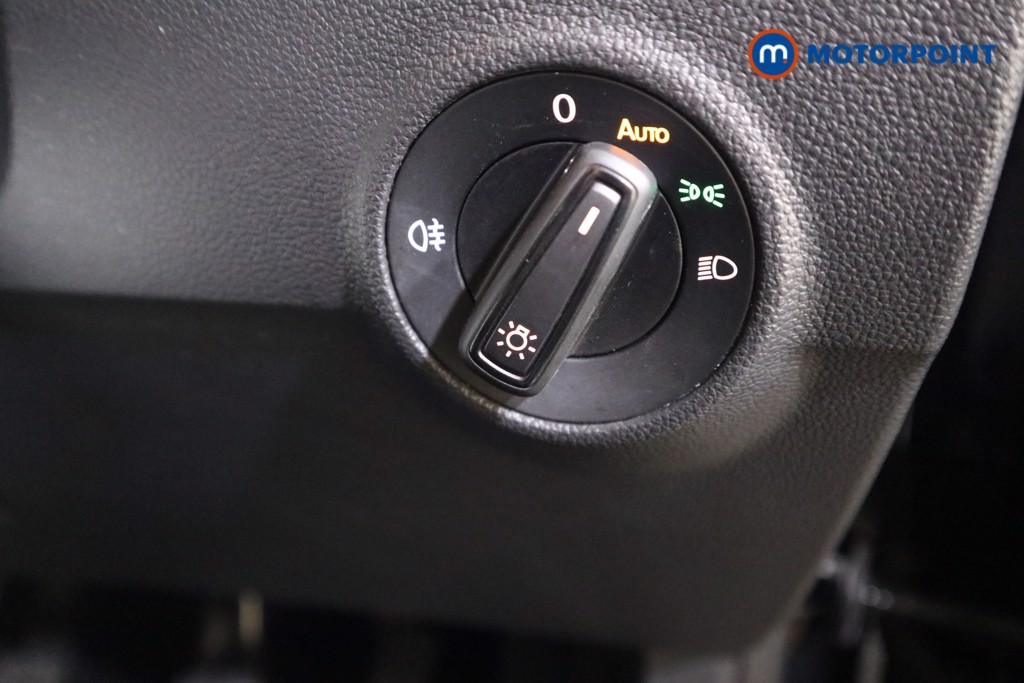 Used Volkswagen T-Roc 2023 for sale - 77061836: Photo 18