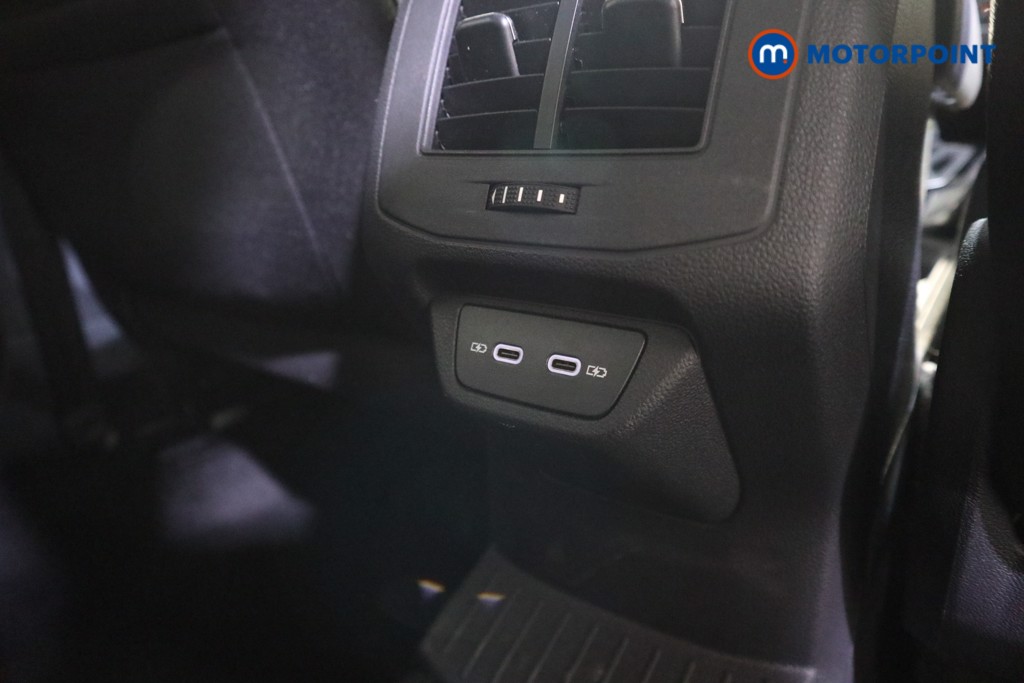 Used Volkswagen T-Roc 2024 for sale - 77878494: Photo 44