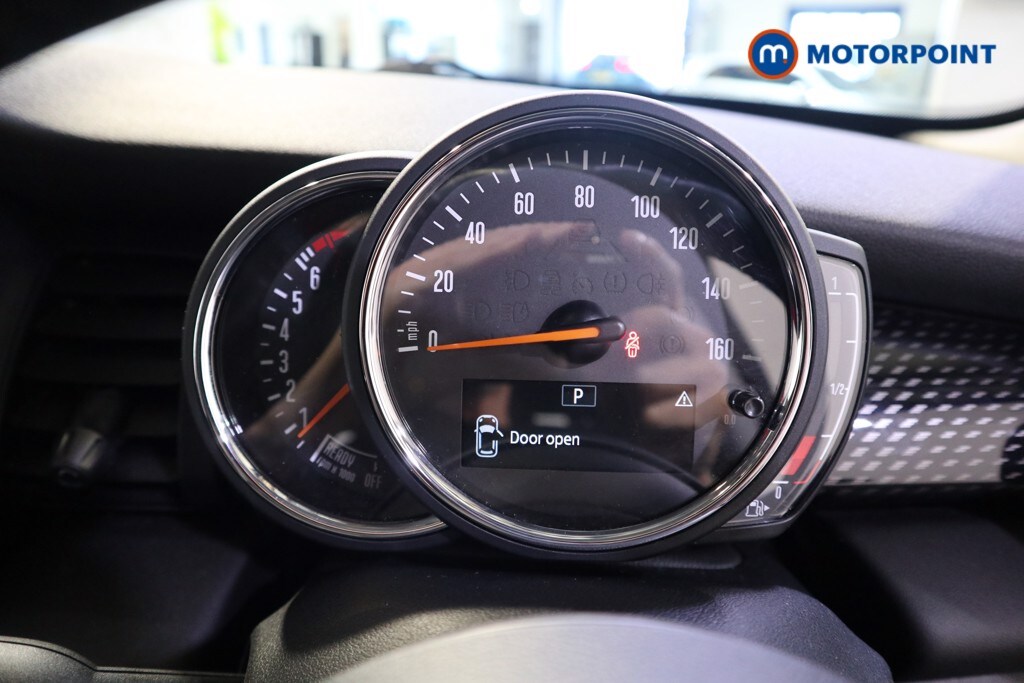 Used MINI Hatch 2019 for sale - 77935377: Photo 13