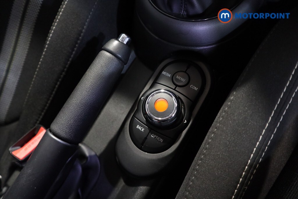 Used MINI Hatch 2019 for sale - 77935377: Photo 17