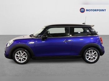 Used MINI Hatch 2019 for sale - 77935377: Photo