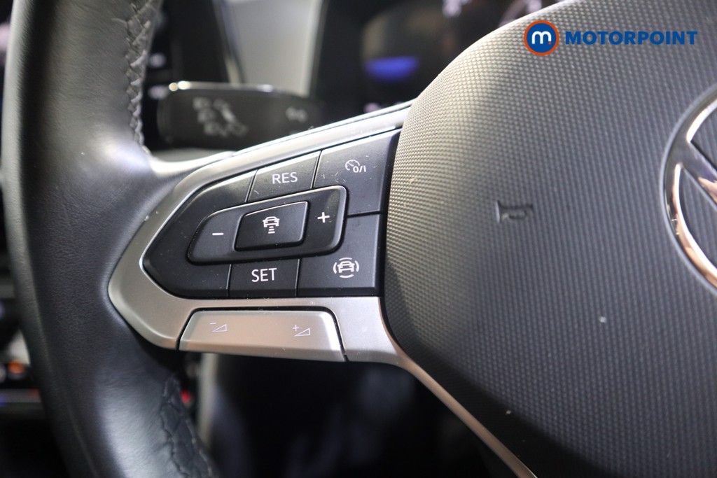 Used Volkswagen T-Roc 2023 for sale - 76131663: Photo 12