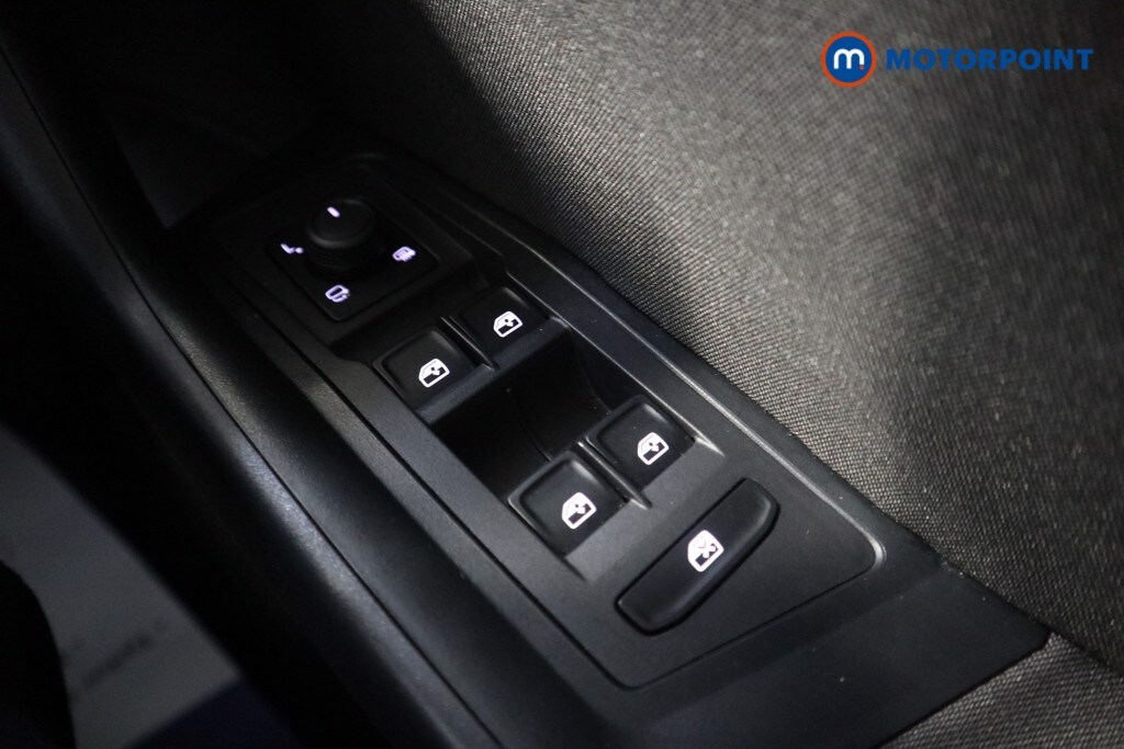 Used Volkswagen T-Roc 2023 for sale - 76131663: Photo 14