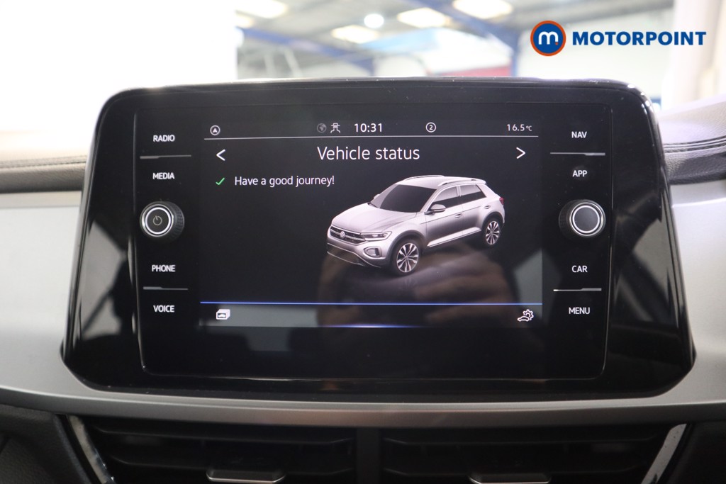 Used Volkswagen T-Roc 2023 for sale - 76131663: Photo 16