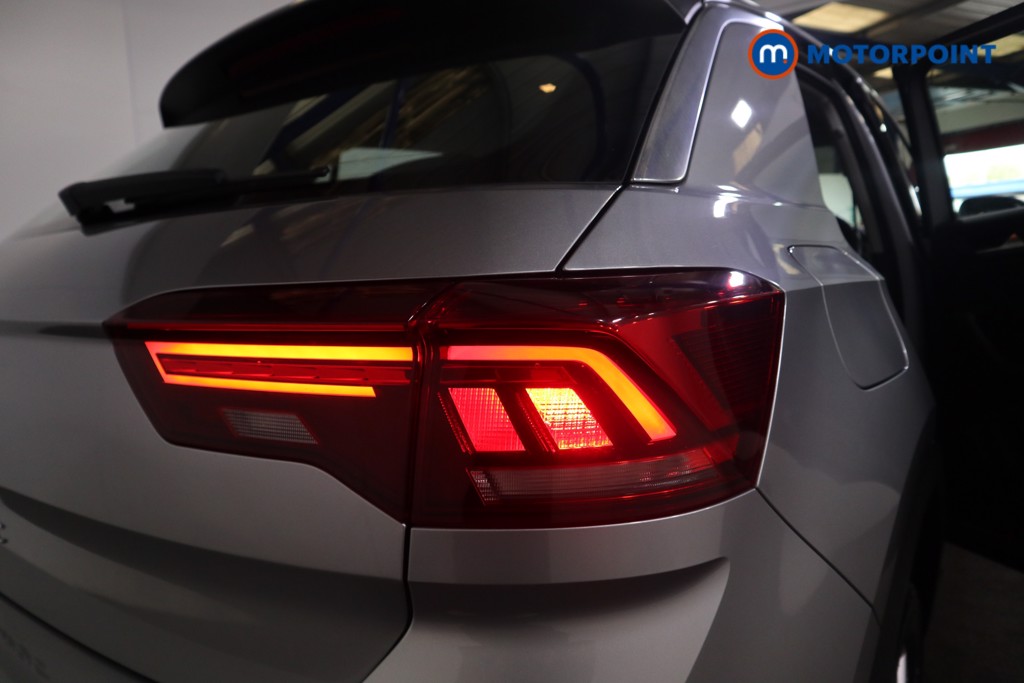 Used Volkswagen T-Roc 2023 for sale - 76131663: Photo 29