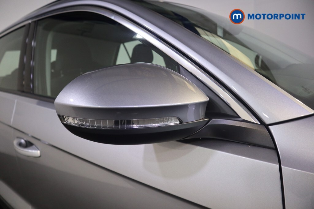 Used Volkswagen T-Roc 2023 for sale - 76131663: Photo 31