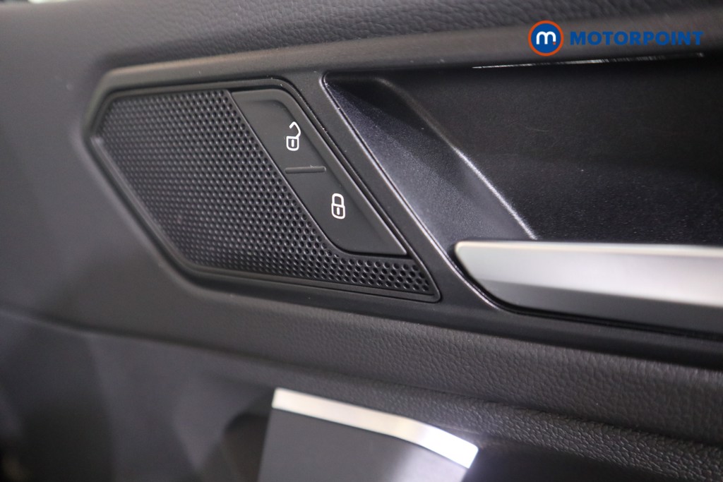 Used Volkswagen Tiguan 2022 for sale - 76080001: Photo 18