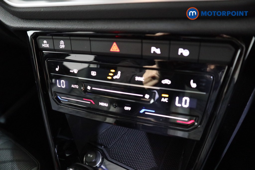 Used Volkswagen T-Roc 2024 for sale - 77951554: Photo 15