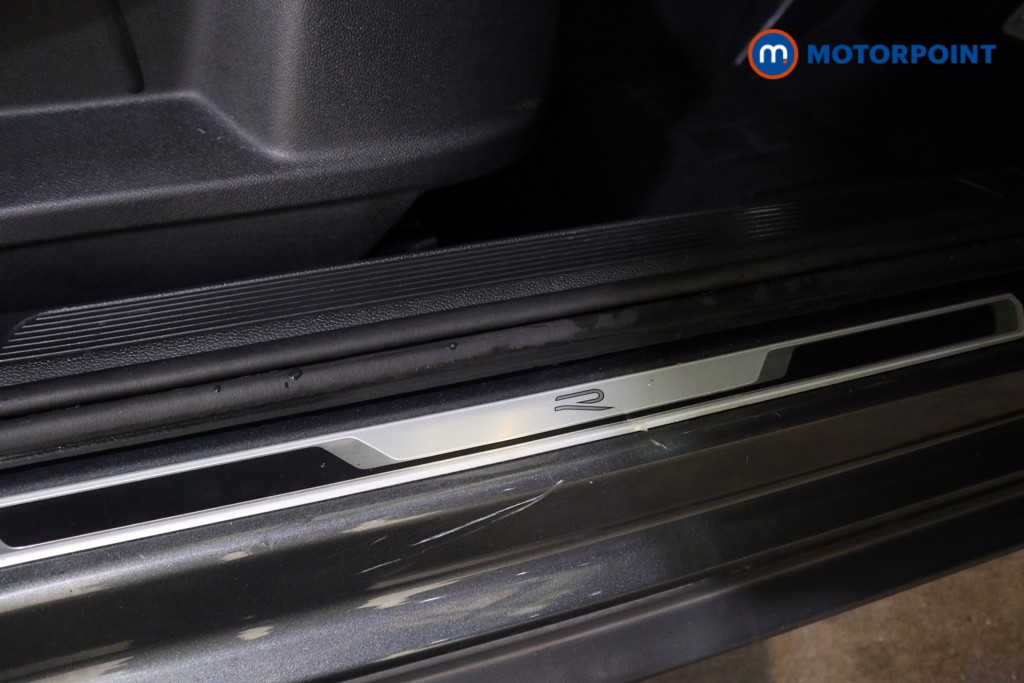 Used Volkswagen T-Roc 2024 for sale - 77951554: Photo 23