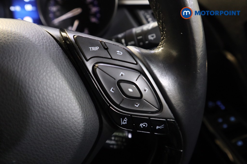 Used Toyota C-HR 2018 for sale - 77435833: Photo 12