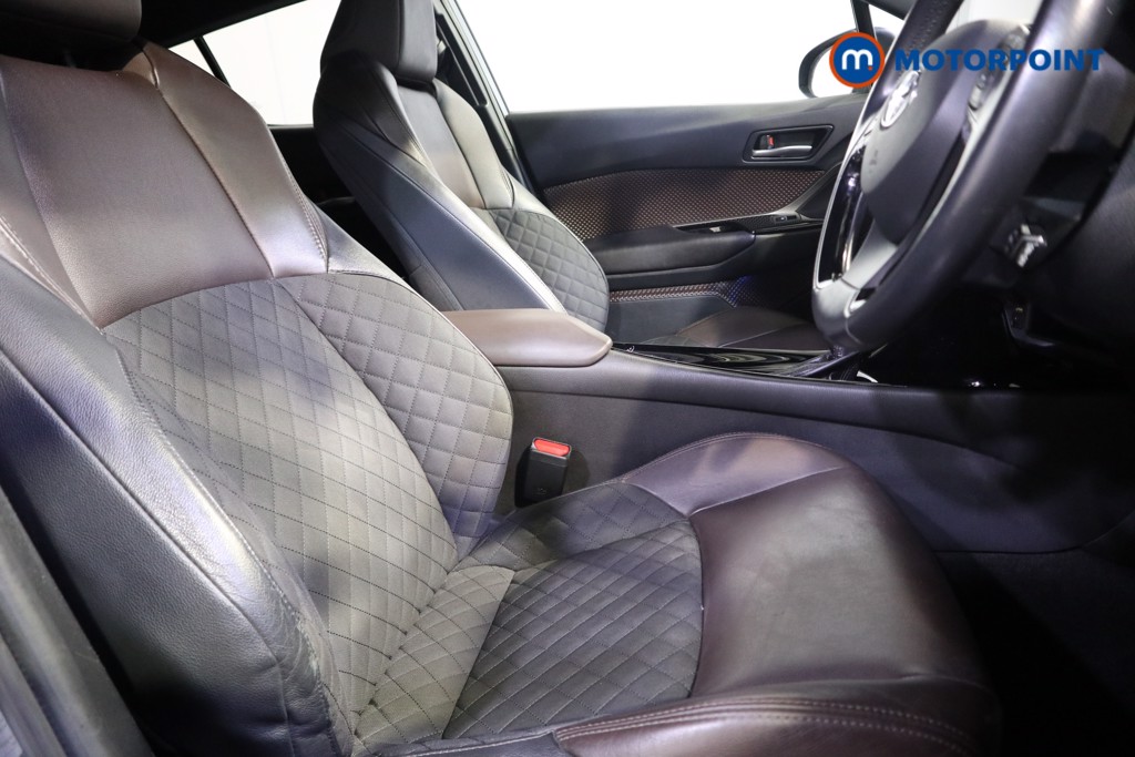 Used Toyota C-HR 2018 for sale - 77435833: Photo 24