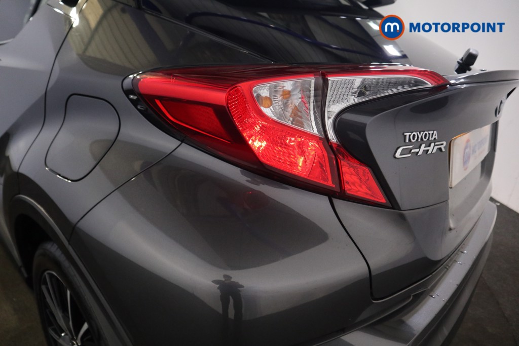 Used Toyota C-HR 2018 for sale - 77435833: Photo 35