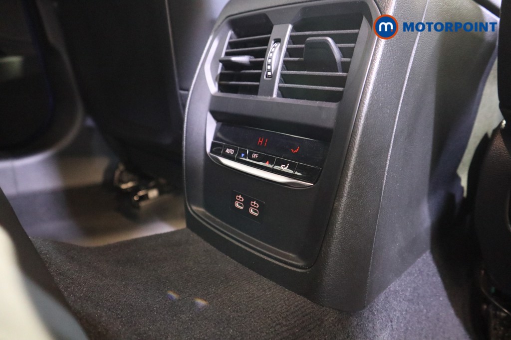 Used BMW 3 Series 2024 for sale - 77225970: Photo 27